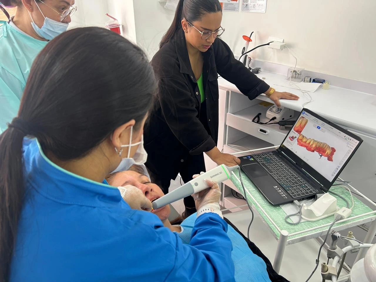 Escaneo Intraoral Digital en Bogotá